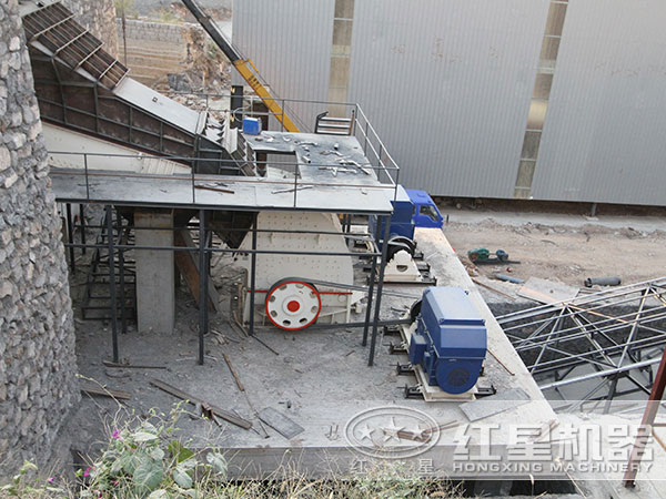 砂石廠作業現場作業圖 砂石廠作業現場作業圖