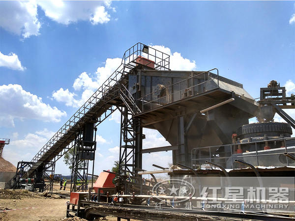 石料場(chǎng)現(xiàn)場(chǎng)