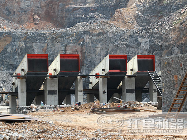 直線振動篩現場安裝