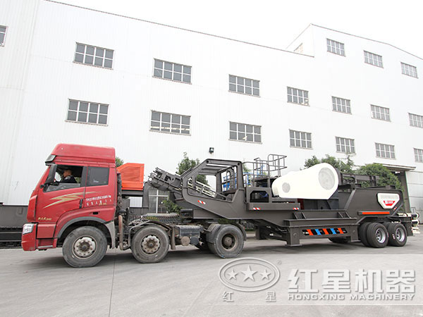 移動式玄武巖破碎生產設備發貨圖 移動式玄武巖破碎生產設備發貨圖