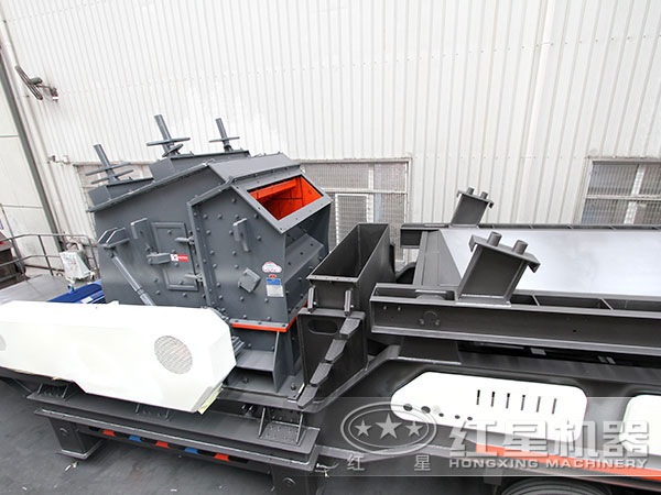 反擊式移動破碎機圖