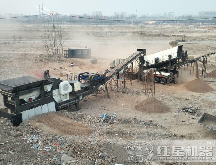 建筑垃圾碎石機(jī)作業(yè)現(xiàn)場