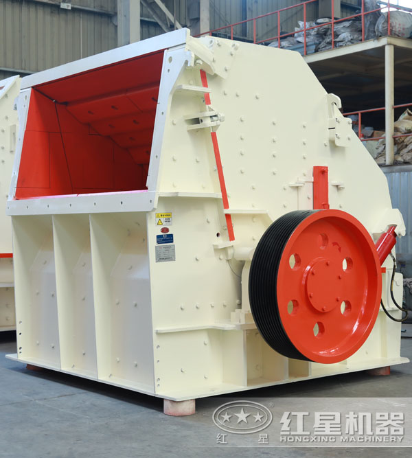 新型CI反擊破碎機(jī) 新型CI反擊破碎機(jī)