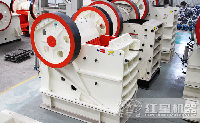 顎式石子加工機(jī)