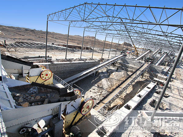 紅星河北客戶大型石料破碎生產線現場 紅星河北客戶大型石料破碎生產線現場