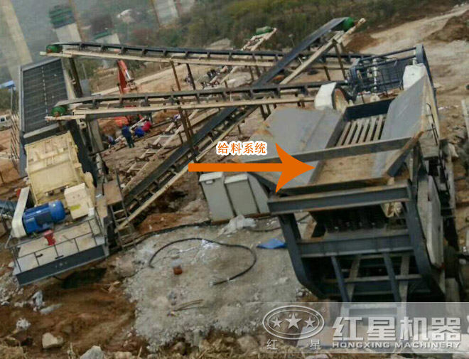 流動(dòng)粉砂機(jī)的給料系統(tǒng) 流動(dòng)粉砂機(jī)的給料系統(tǒng)