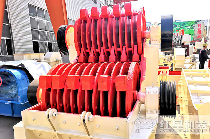 無篩底雙級破碎機上下轉(zhuǎn)子 無篩底雙級破碎機上下轉(zhuǎn)子