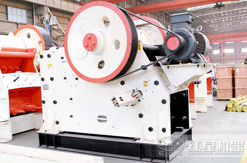 鄂式破碎機 鄂式破碎機