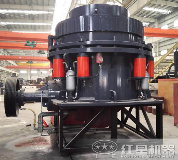 時產(chǎn)一千噸的圓錐破碎機