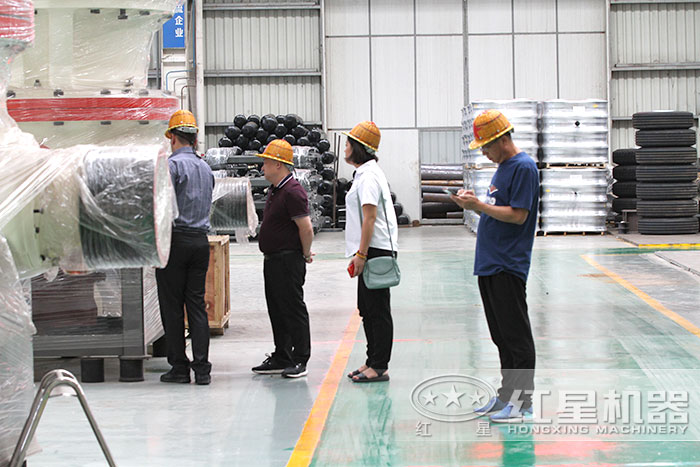 用戶到紅星車間實地考察 用戶到紅星車間實地考察