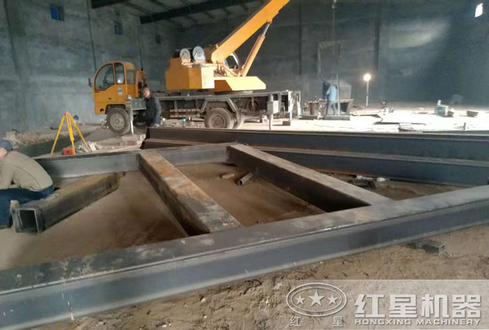 破碎生產(chǎn)線安裝現(xiàn)場(chǎng)