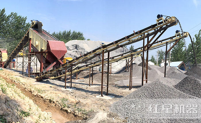 配合振動篩下的皮帶輸送機(jī)