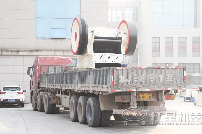 顎式破碎機發貨現場 顎式破碎機發貨現場