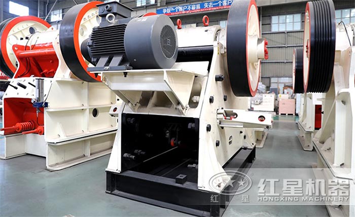 鄂式破碎機(jī) 鄂式破碎機(jī)