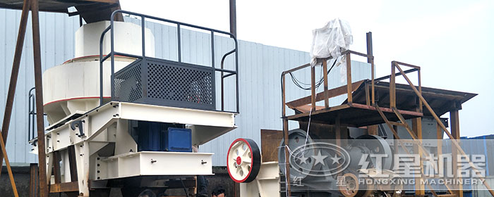 臨溪碎石子制沙現(xiàn)場(chǎng) 臨溪碎石子制沙現(xiàn)場(chǎng)