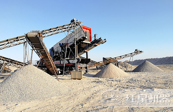 移動(dòng)粉碎機(jī)_移動(dòng)式粉碎篩分車 移動(dòng)粉碎機(jī)_移動(dòng)式粉碎篩分車