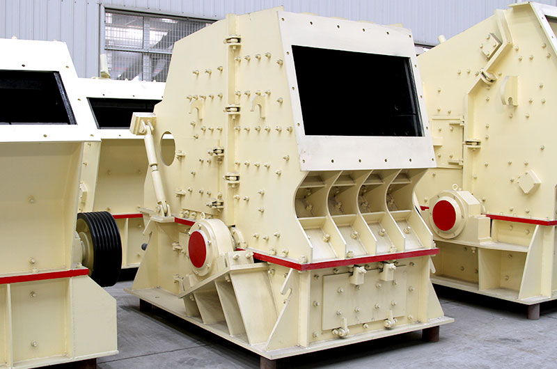 HD德版反擊式破碎機