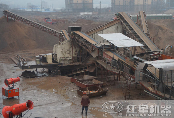 輪胎反擊式破碎機(jī)粉碎建渣 輪胎反擊式破碎機(jī)粉碎建渣