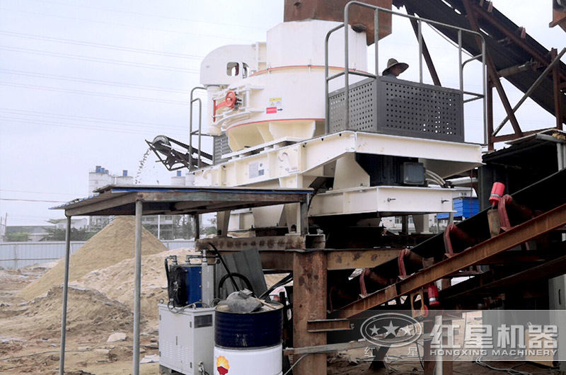 鵝卵石制沙機(jī)現(xiàn)場