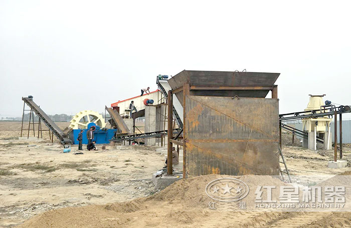 石料清洗作業(yè)現(xiàn)場 石料清洗作業(yè)現(xiàn)場