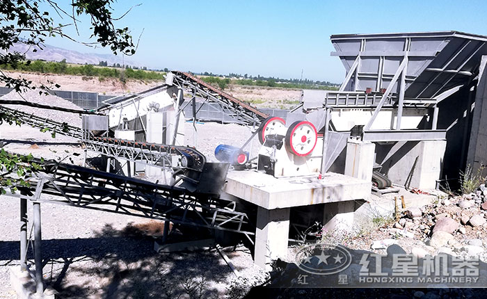 顎式破碎機固定現場 顎式破碎機固定現場