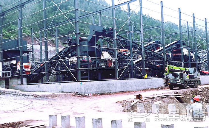 固定式破碎現場圖 固定式破碎現場圖