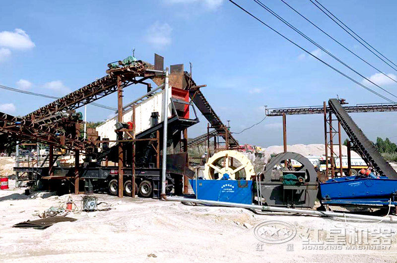 移動制砂機與輪斗洗砂機配置成制沙洗沙生產線