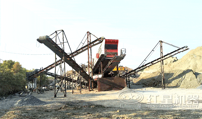 輪胎移動碎石機(jī)施工作業(yè)現(xiàn)場 輪胎移動碎石機(jī)施工作業(yè)現(xiàn)場