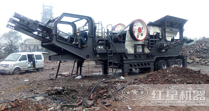 輪胎移動建筑垃圾破碎機 輪胎移動建筑垃圾破碎機