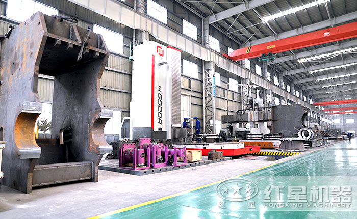 紅星鄂式破碎機(jī)生產(chǎn)區(qū)