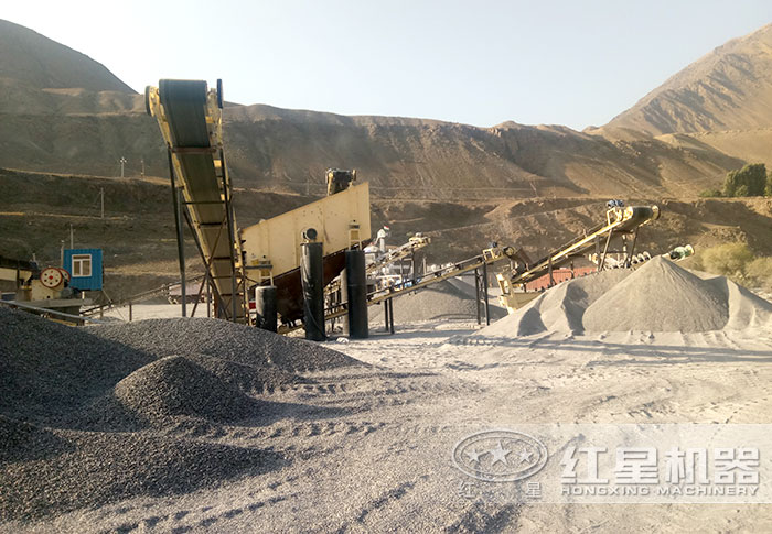 沙子生產(chǎn)線作業(yè)現(xiàn)場 沙子生產(chǎn)線作業(yè)現(xiàn)場