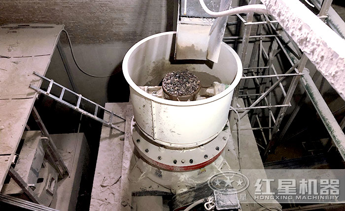 單杠圓錐破鵝卵石破碎現場 單杠圓錐破鵝卵石破碎現場