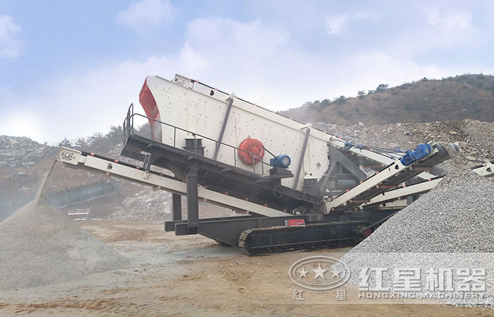 履帶移動(dòng)制沙現(xiàn)場 履帶移動(dòng)制沙現(xiàn)場