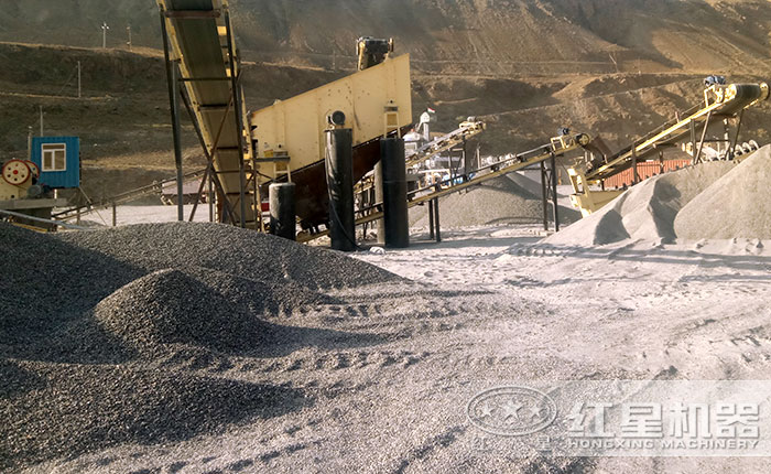 制砂現(xiàn)場物料圖