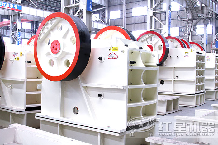 鄂式破碎機 鄂式破碎機