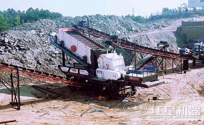 移動式反擊式破碎機現場 移動式反擊式破碎機現場