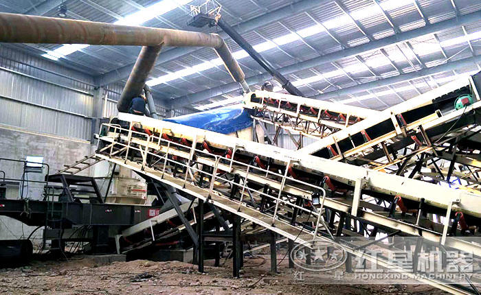 移動制砂機現(xiàn)場