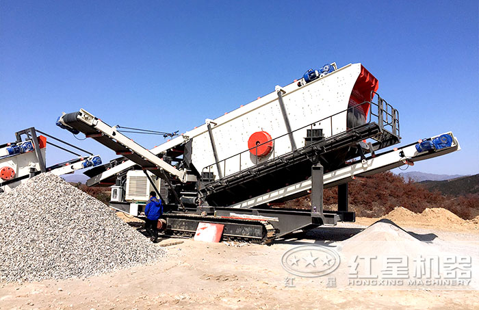 履帶移動石頭加工機(jī)器單機(jī)作業(yè) 履帶移動石頭加工機(jī)器單機(jī)作業(yè)