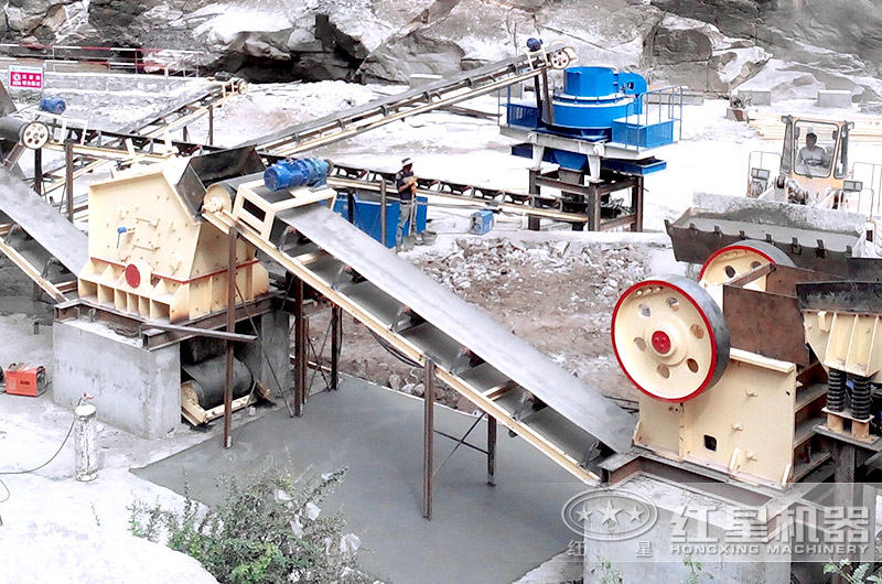 鄂式破碎機+反擊破