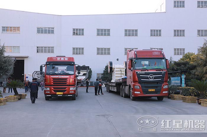 紅星機器發貨現場