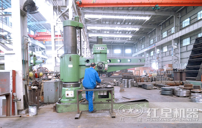 紅星機器生產車間
