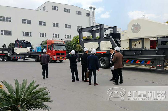 移動式破碎機發貨客戶現場 移動式破碎機發貨客戶現場
