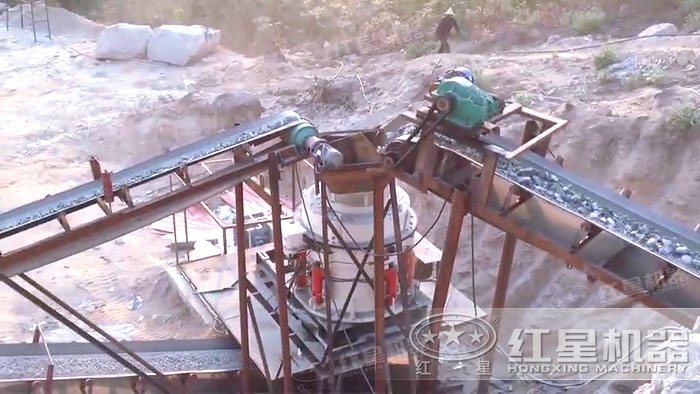 圓錐破碎機(jī) 圓錐破碎機(jī)