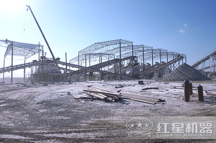 日產(chǎn)一萬(wàn)噸石子加工生產(chǎn)現(xiàn)場(chǎng) 日產(chǎn)一萬(wàn)噸石子加工生產(chǎn)現(xiàn)場(chǎng)