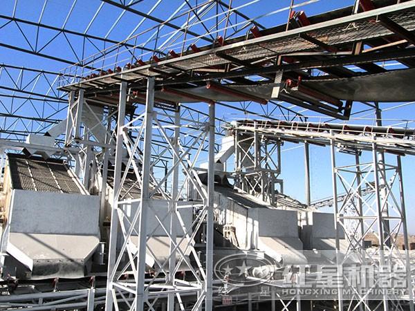 新型砂石破碎生產線現場