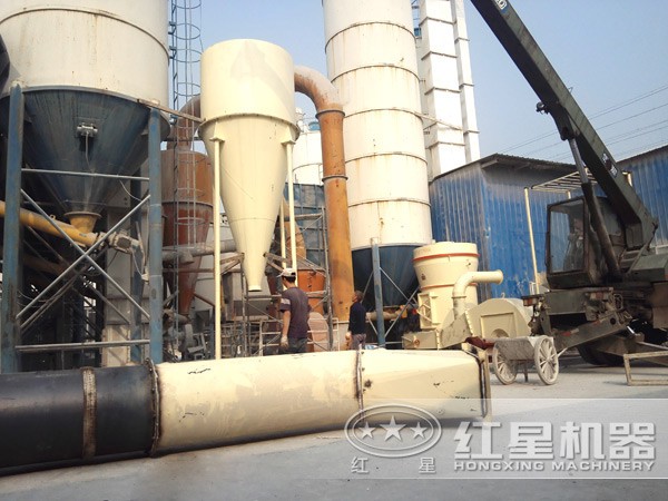 hgm超細磨粉機客戶現場