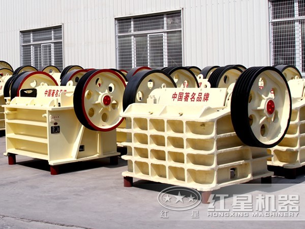 簡(jiǎn)擺顎式破碎機(jī)