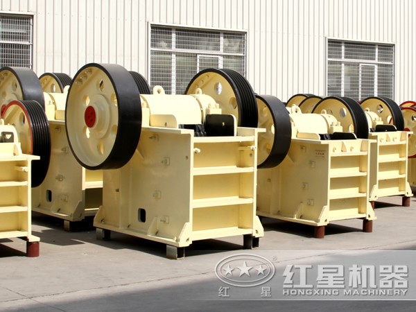 簡(jiǎn)擺顎式破碎機(jī)