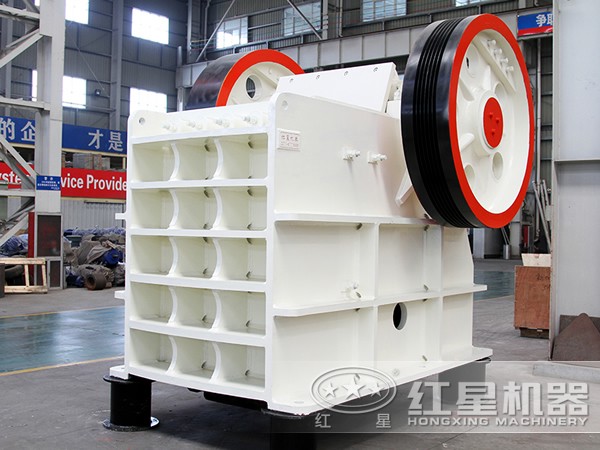 復擺顎式破碎機