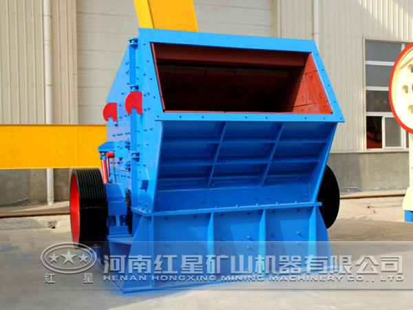 硅藻土反擊式破碎機(jī)